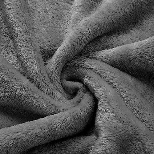 Excervent Travel Blanket 2 in 1 Soft Flannel Airplane Throw Blankets in Soft Bag Pillow case with Hand Luggage Belt, 65x40inch, Grey - Image 6