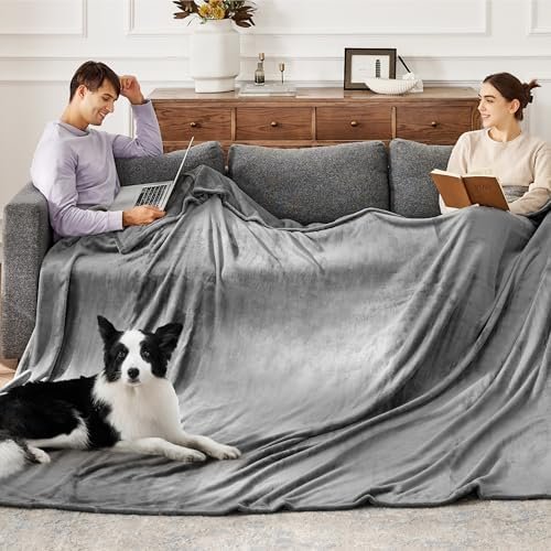 Bedsure Oversized King Fleece Blanket 120"x120" - Soft Cozy Extra Large Throw Blankets for Bed, Sofa, Couch, Travel, Camping, California King Warm Blanket in Winter 10x10, Dark Grey - Image 2